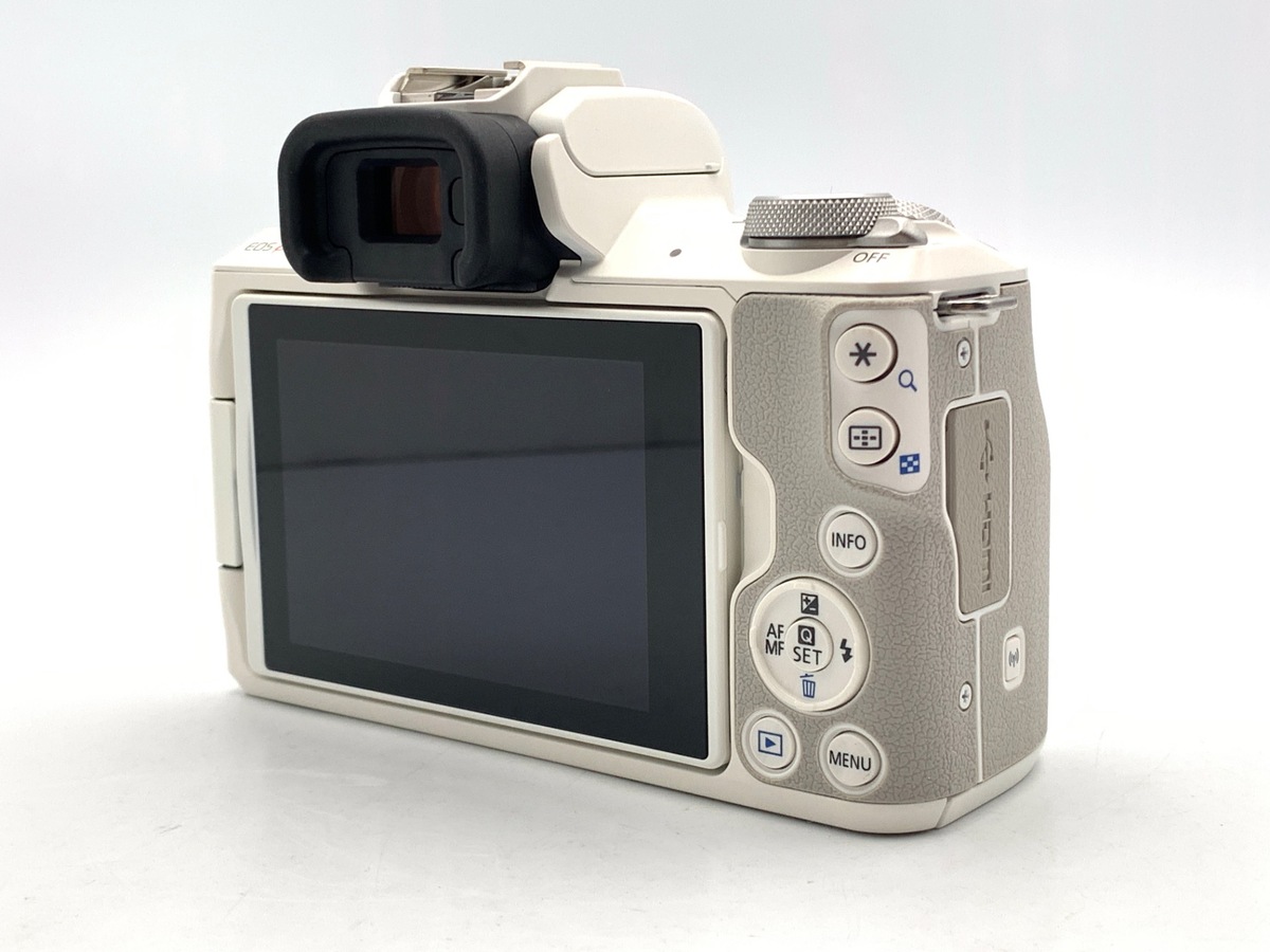 �L���m�� EOS Kiss M2 �{�f�B �z���C�g