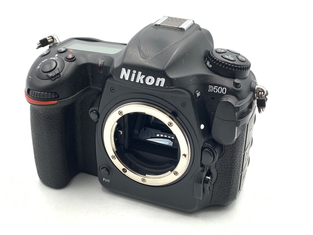 �j�R�� D500 �{�f�B