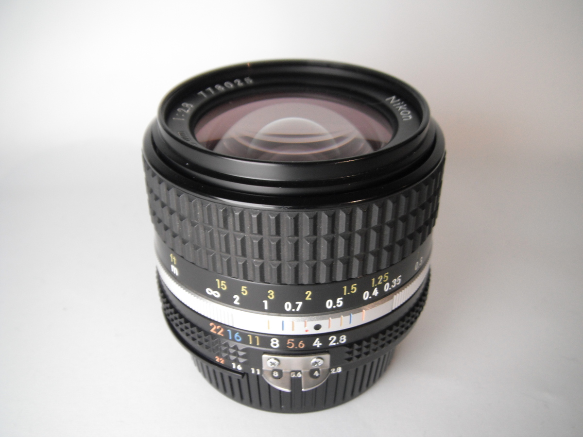 AI Nikkor 28mm f/2.8S 中古価格比較 - 価格.com