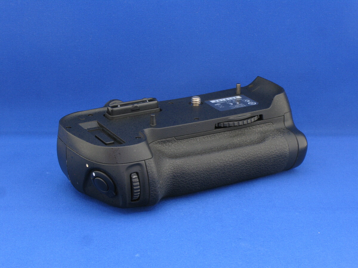 中古】ニコン マルチパワーバッテリーパック MB-D12 在庫一覧｜カメラ