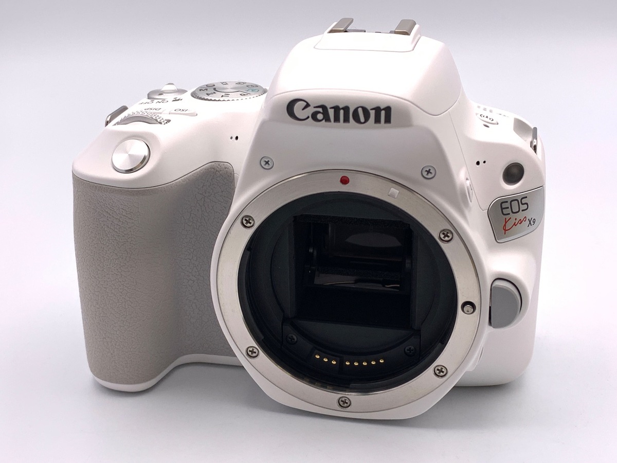 中古：A(美品)】キヤノン EOS Kiss X9 ボディ ホワイト | 2447760044208