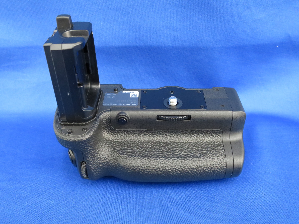 中古：AB(良品)】ソニー 縦位置グリップ VG-C5 | 2447770024030