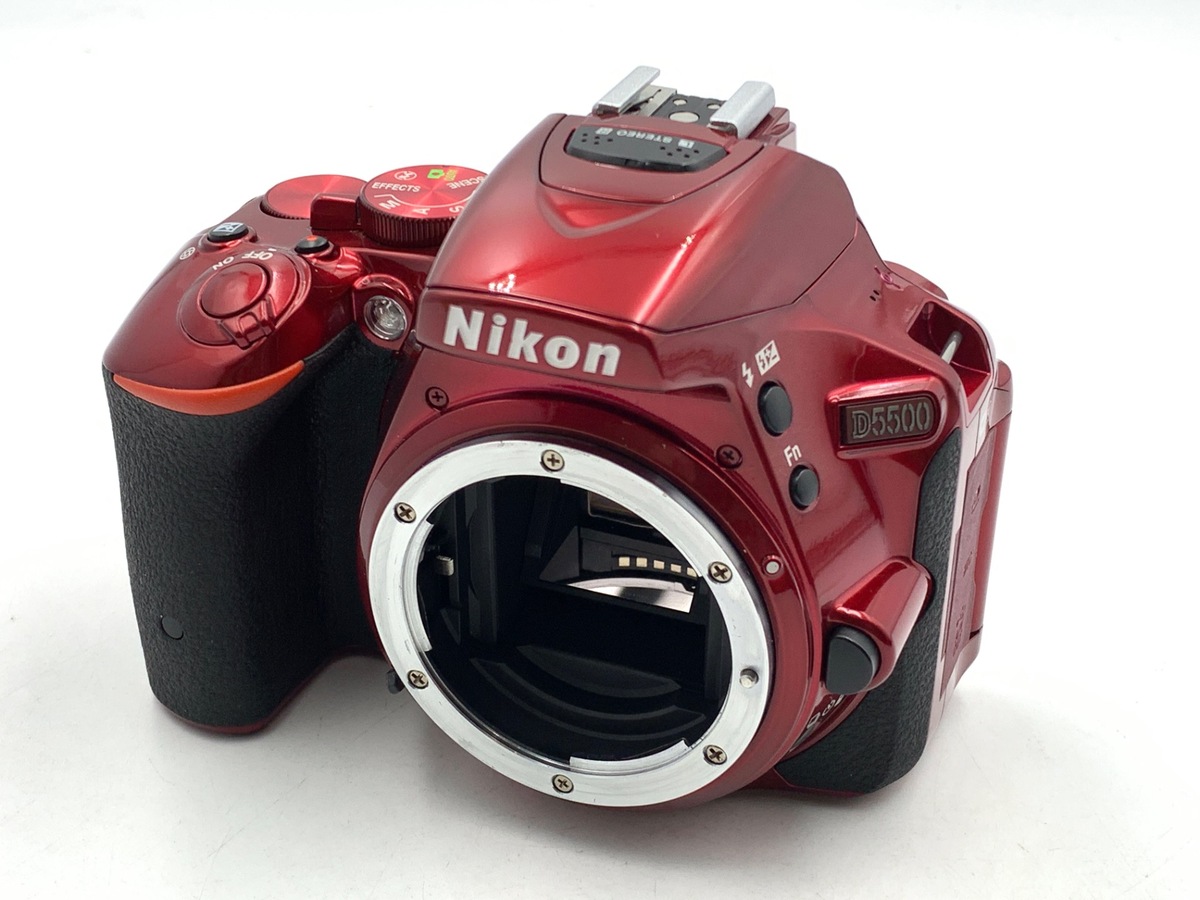 D5500 ボディ レッド【2416万画素】
