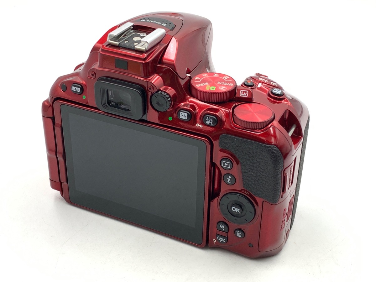 D5500 ボディ レッド【2416万画素】