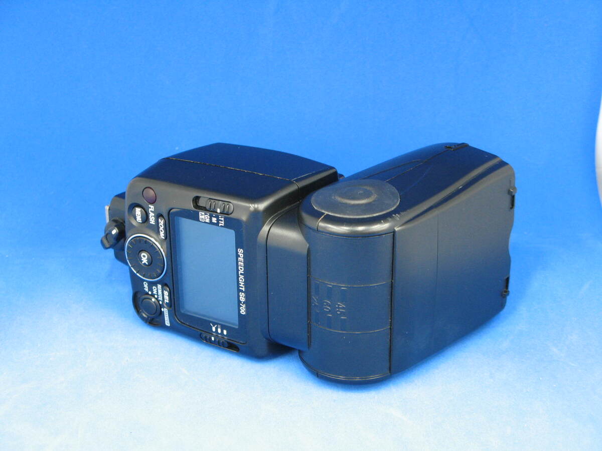ニコン スピードライト SB-700