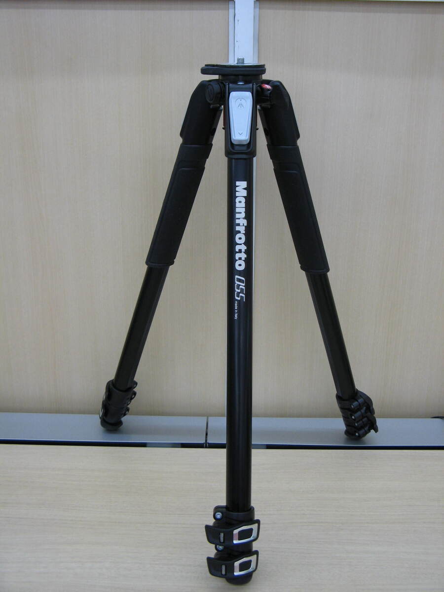 マンフロット 三脚 055CB Amazon | マンフロット Manfrotto プロ三脚キット 055 プロカーボン