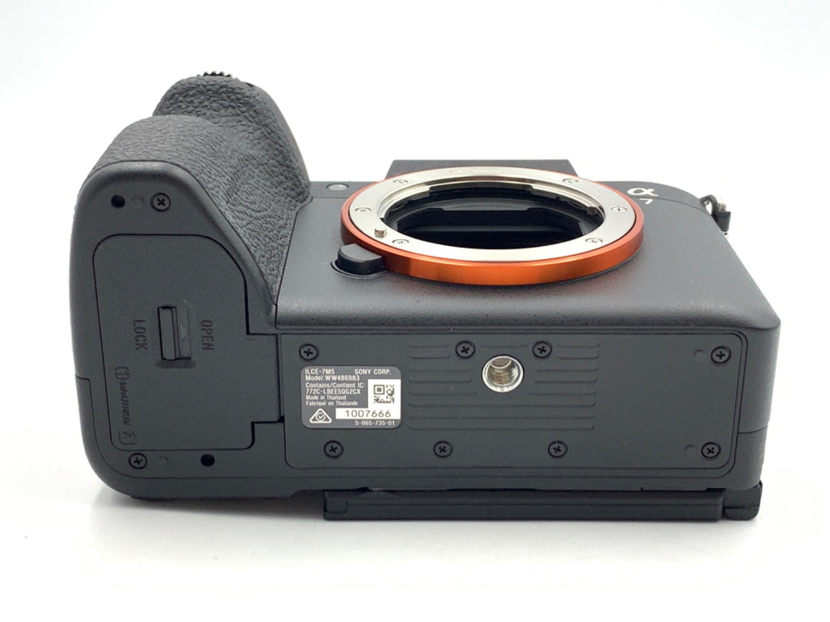 ��7 V ���ި [ILCE-7M5]