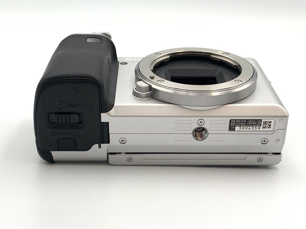 α6400 ボディ シルバー ILCE-6400【2420万画素】
