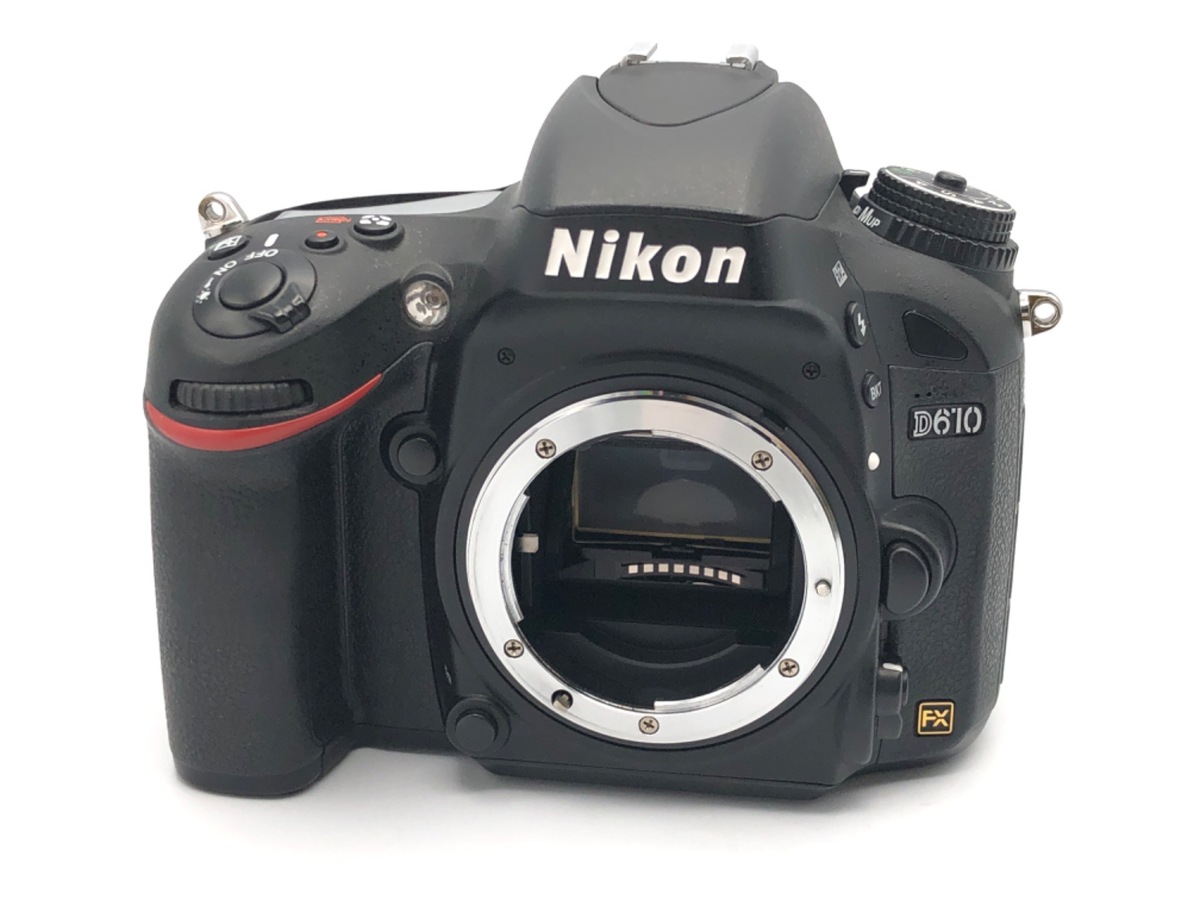 ショット1839枚　ニコン　D5600 デジタル一眼レフ　ダブルズームキット ショット1839枚 ニコン D5600 デジタル一眼レフ ダブルズーム