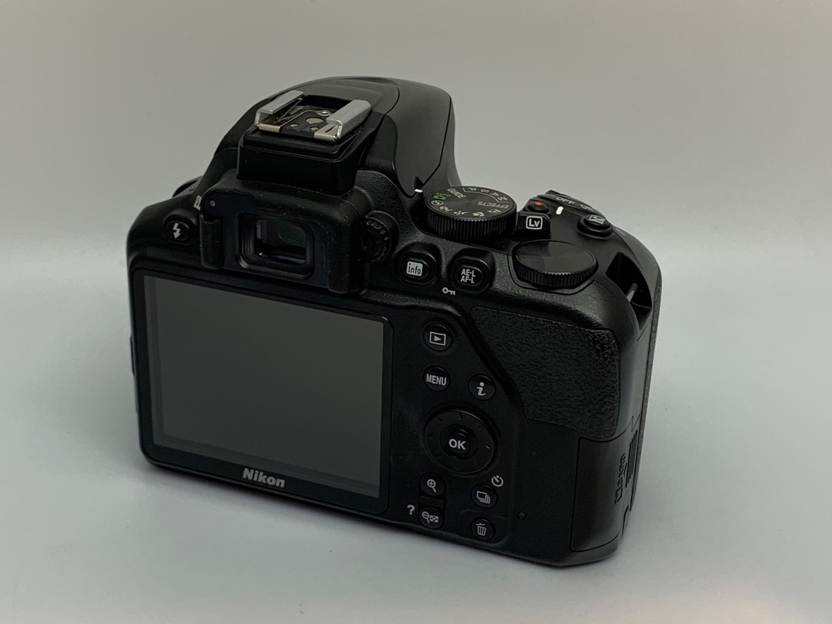 【中古】D3500 ボディ(海外モデル)