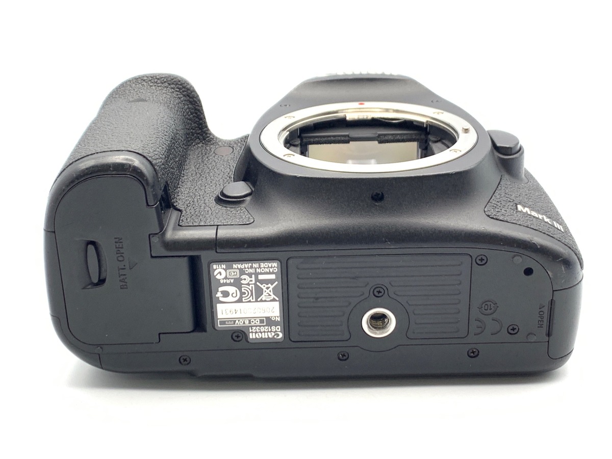 �L���m�� EOS 5D MarkIII �{�f�B