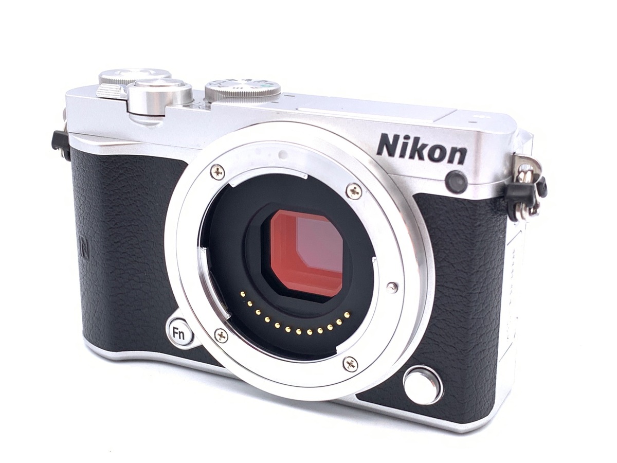 Nikon 1 J5 ボディ シルバー【2081万画素】