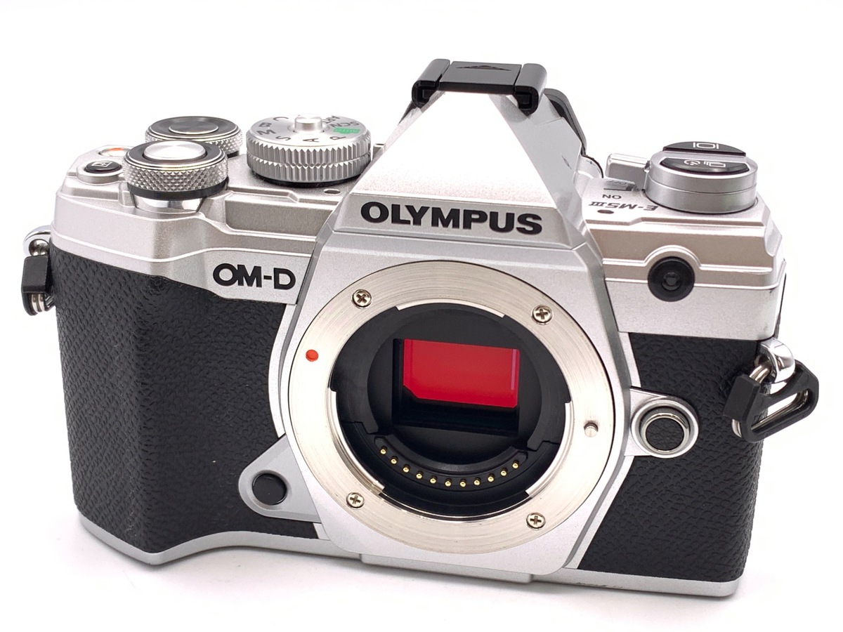 中古：B(並品)】オリンパス OM-D E-M5 MarkIII ボディ シルバー