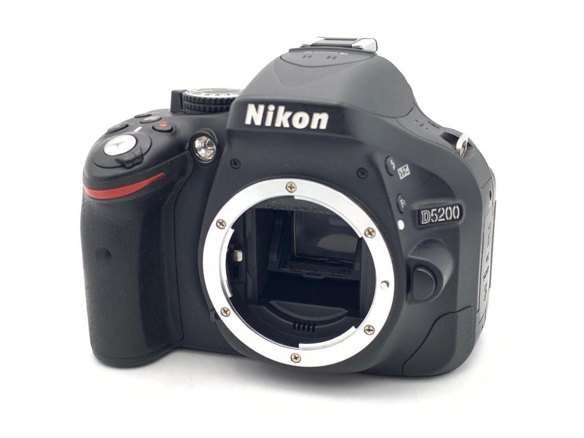 �j�R�� D5200 �{�f�B �u���b�N