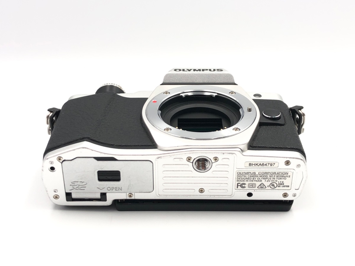 中古：B(並品)】オリンパス OM-D E-M10 MarkII ボディ シルバー