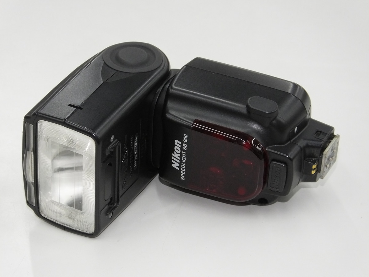 ニコン スピードライト SB-900