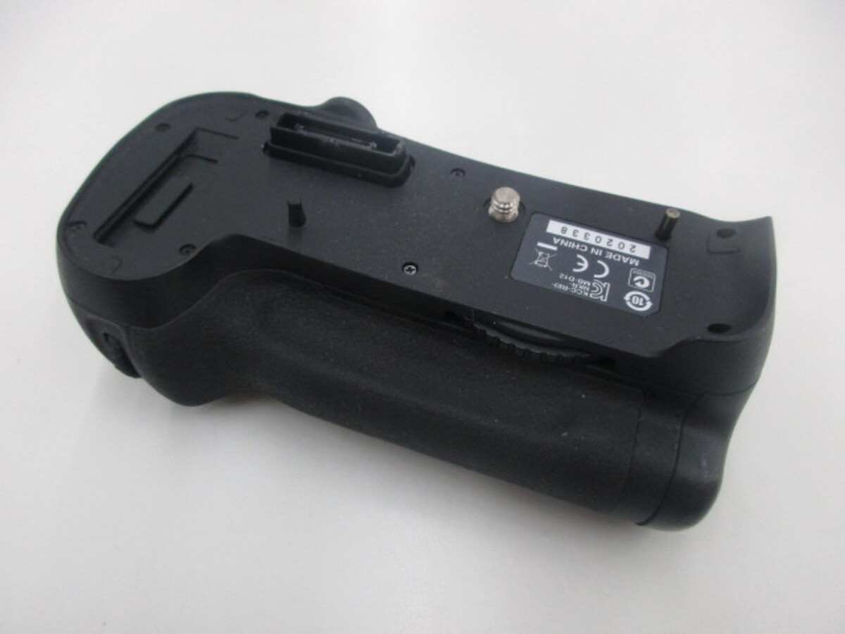 中古】ニコン マルチパワーバッテリーパック MB-D12 在庫一覧｜カメラ