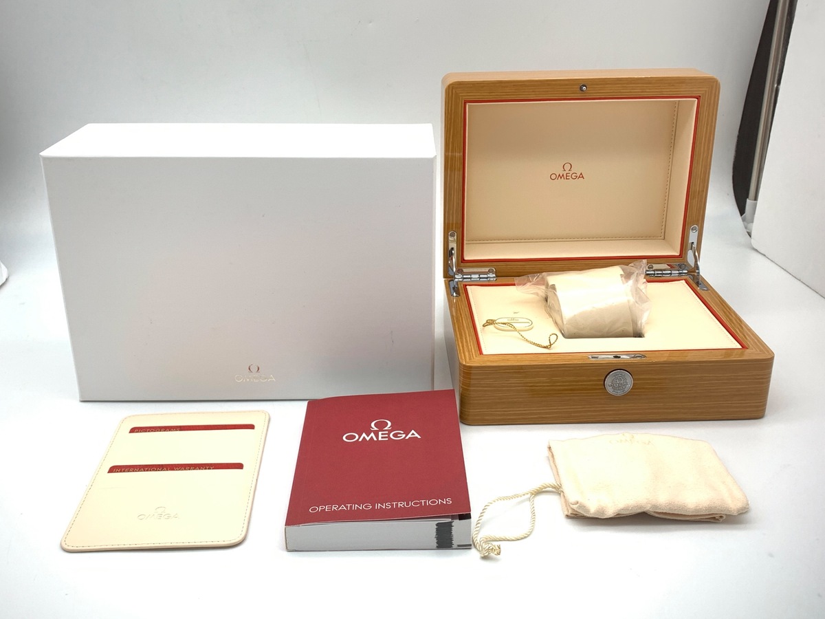 オメガ(OMEGA) シーマスター アクアテラ グレー 231.23.43.22.06.002 ステンレススティール/レッドゴールド アニュアルカレンダー