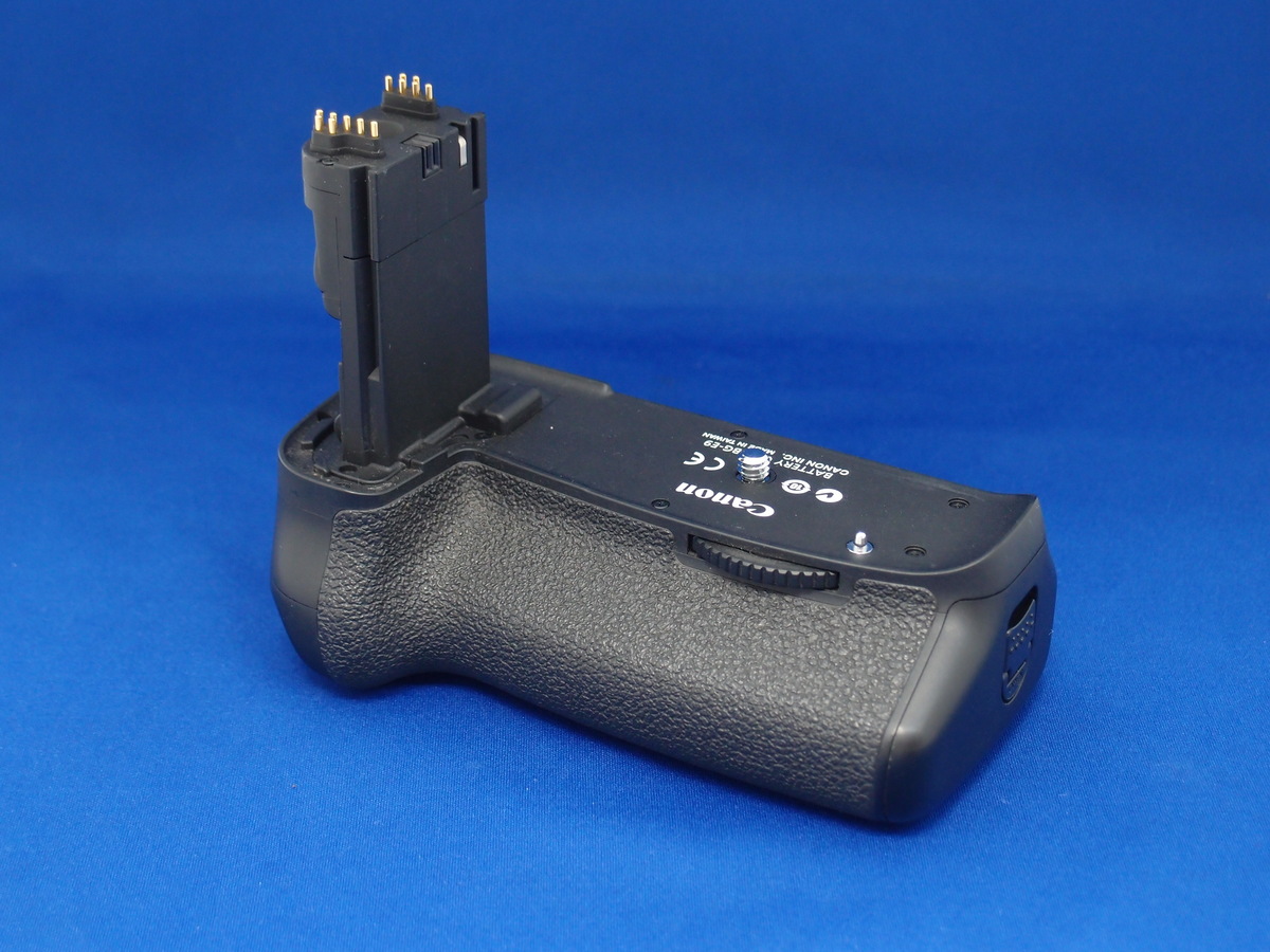 中古：A(美品)】キヤノン バッテリーグリップ BG-E9 | 2445230017790