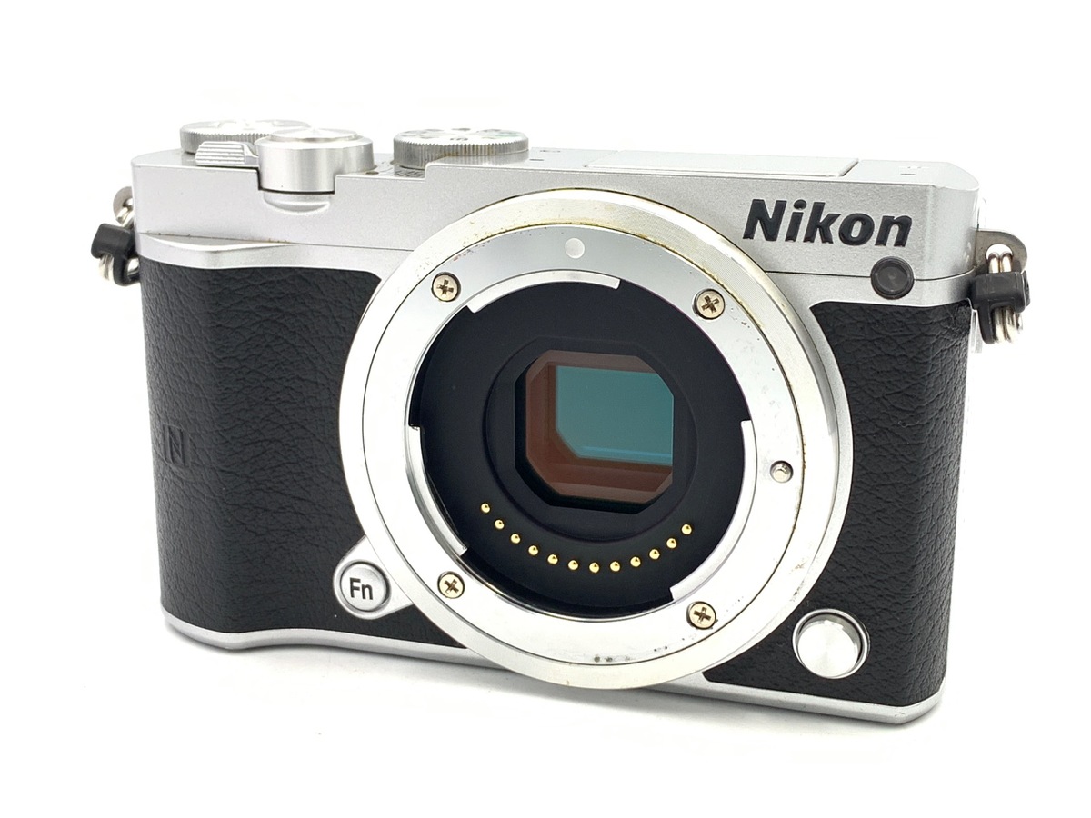 Nikon 1 J5 ボディ [シルバー] 中古価格比較 - 価格.com