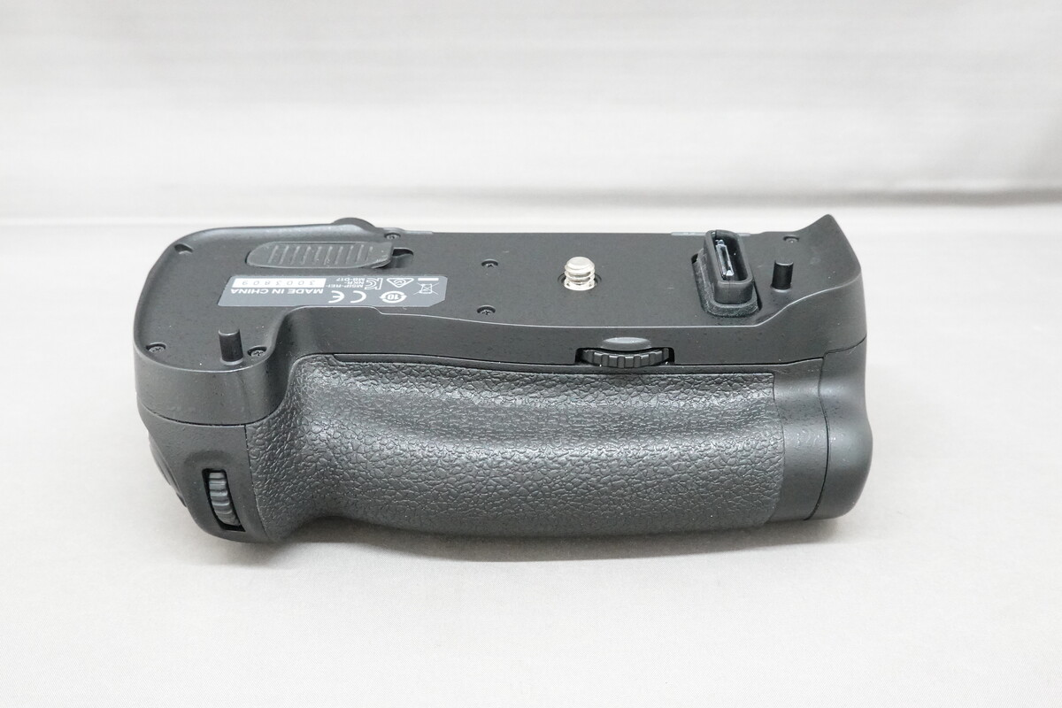 中古】ニコン マルチパワーバッテリーパック MB-D17 在庫一覧｜カメラ