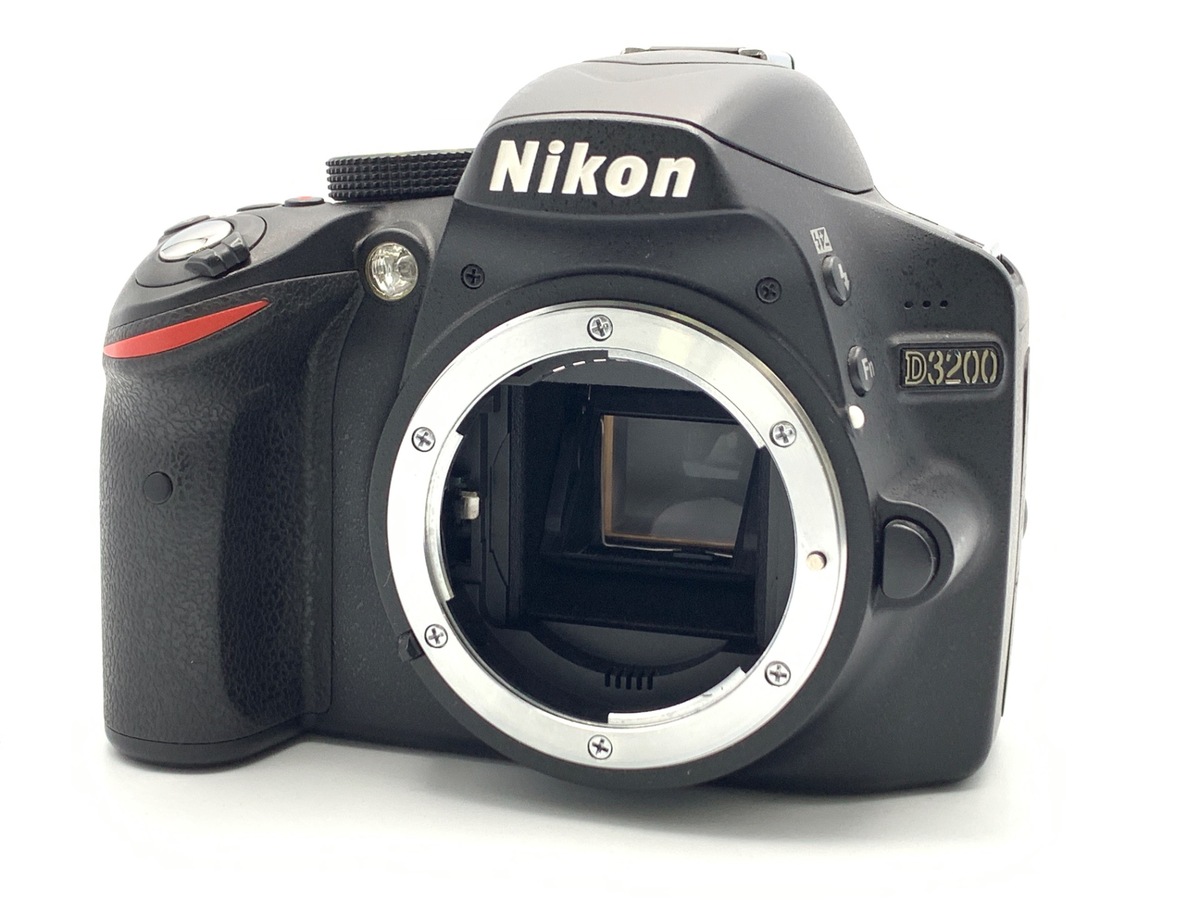 D3200 ボディ ブラック【2420万画素】