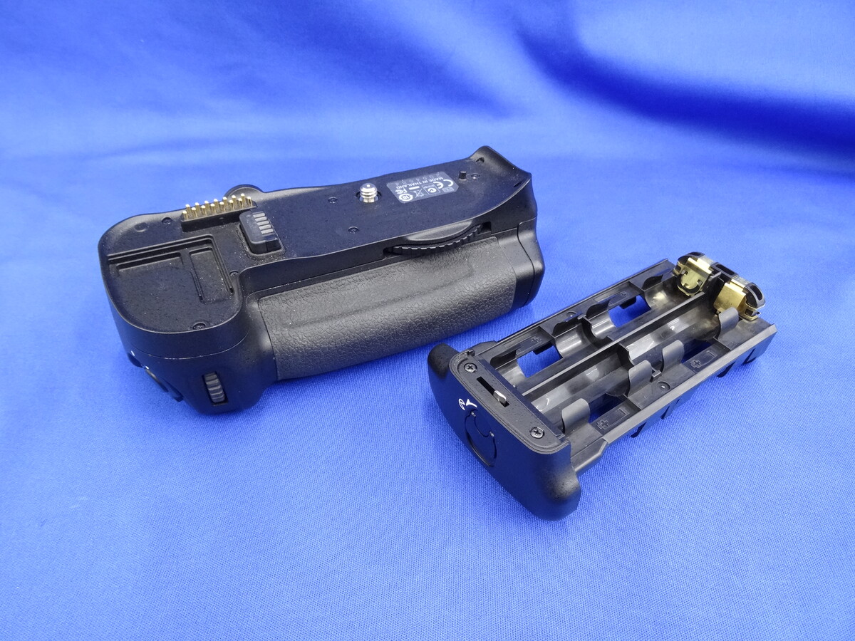 中古】ニコン マルチパワーバッテリーパック MB-D10 在庫一覧｜カメラ