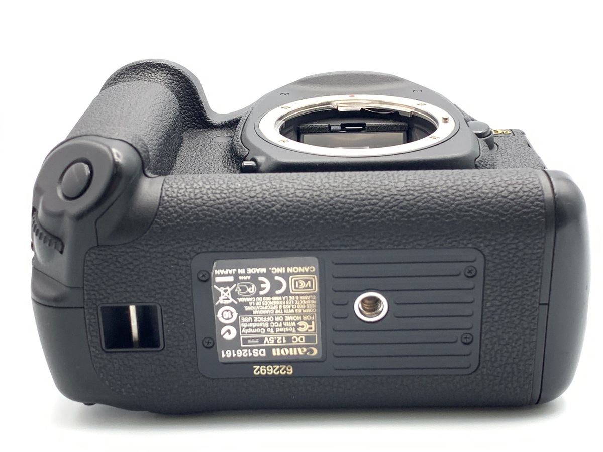 EOS-1Ds Mark III�y2110����f�z