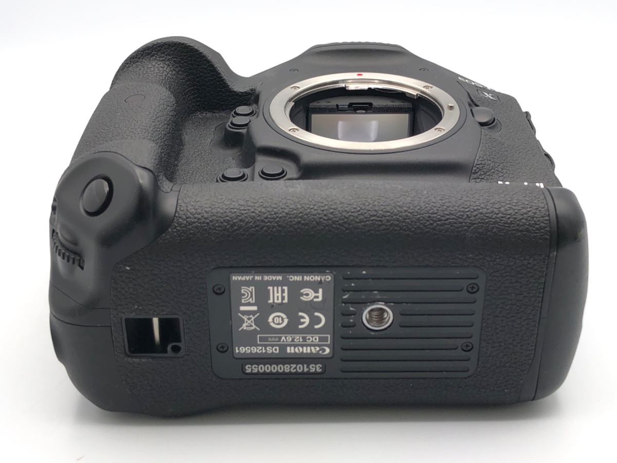 �L���m�� EOS-1D X Mark II �{�f�B