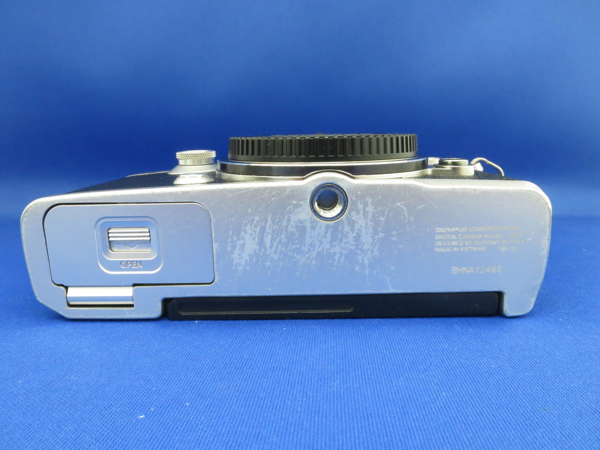 【中古】オリンパス PEN-F ボディ シルバー