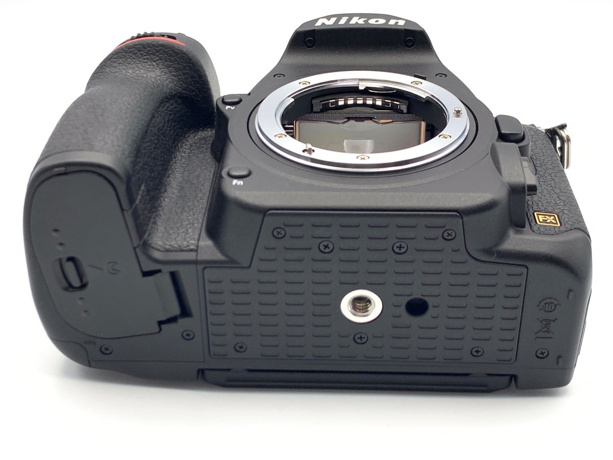 D780 ボディ【2450万画素】