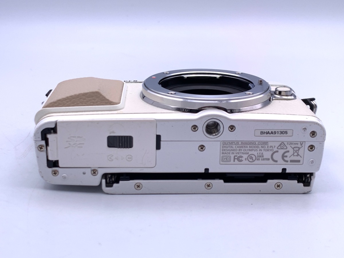 E-PL7 ボディ ホワイト【1605万画素】