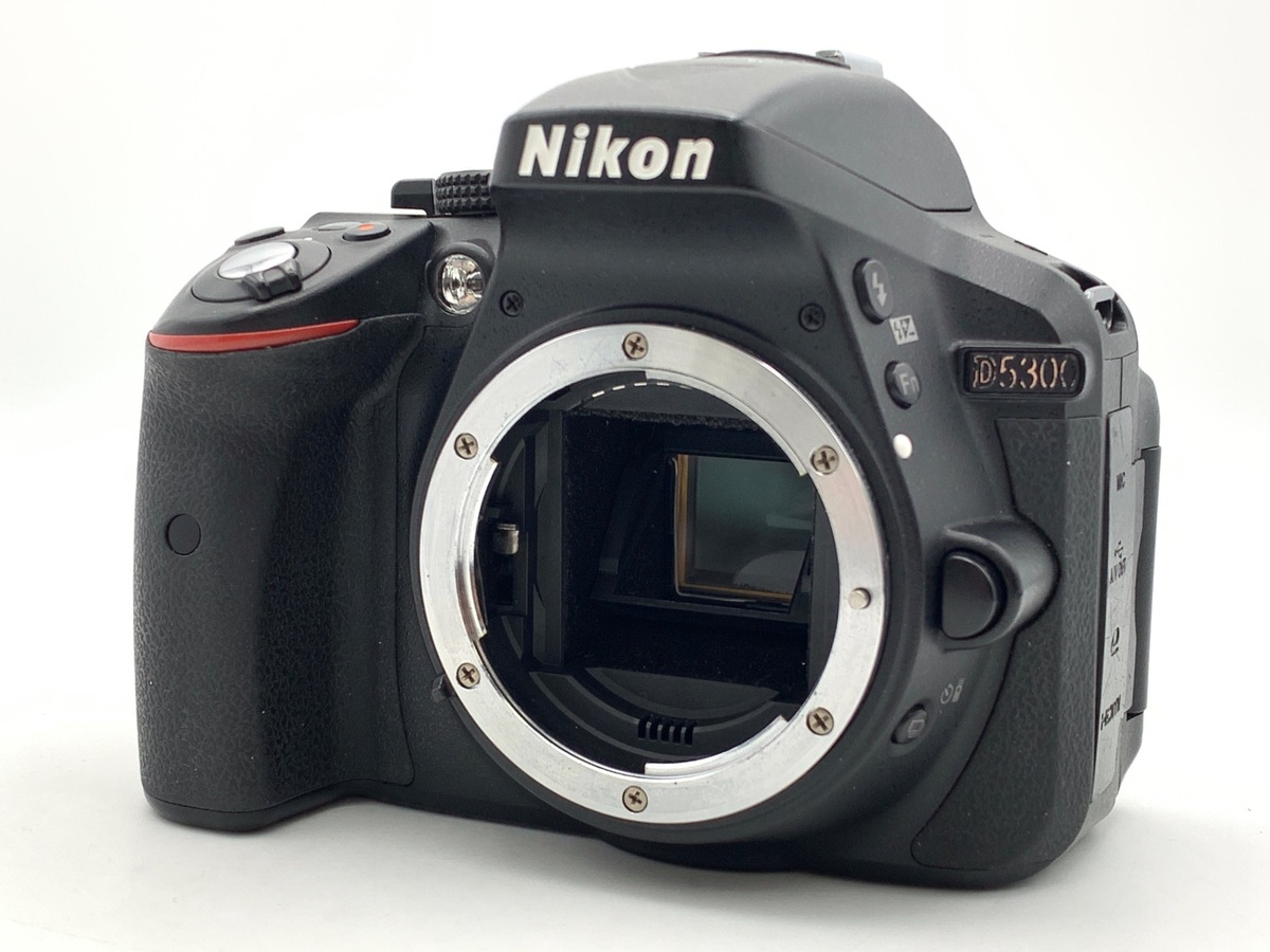 �j�R�� D5300 �{�f�B �u���b�N
