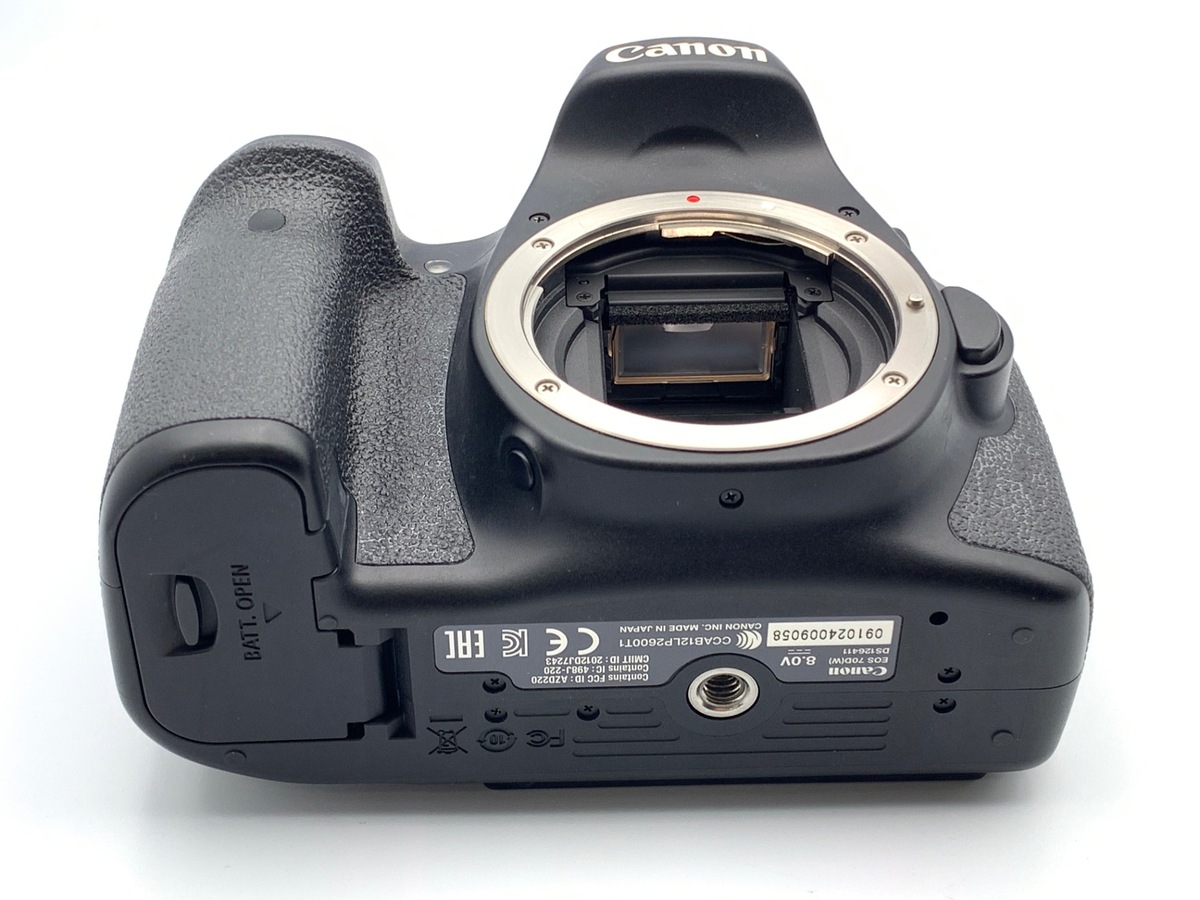 �L���m�� EOS 70D �{�f�B