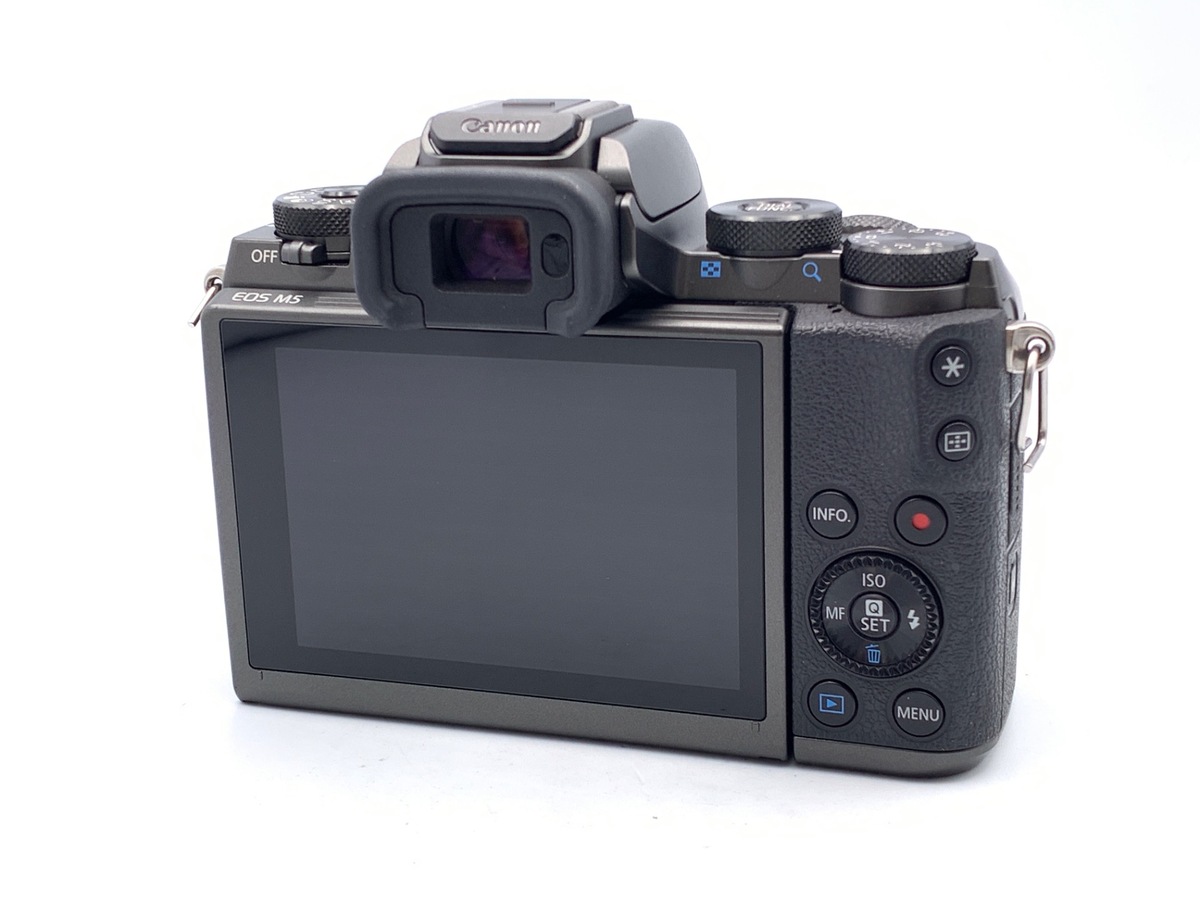 �L���m�� EOS M5 �{�f�B