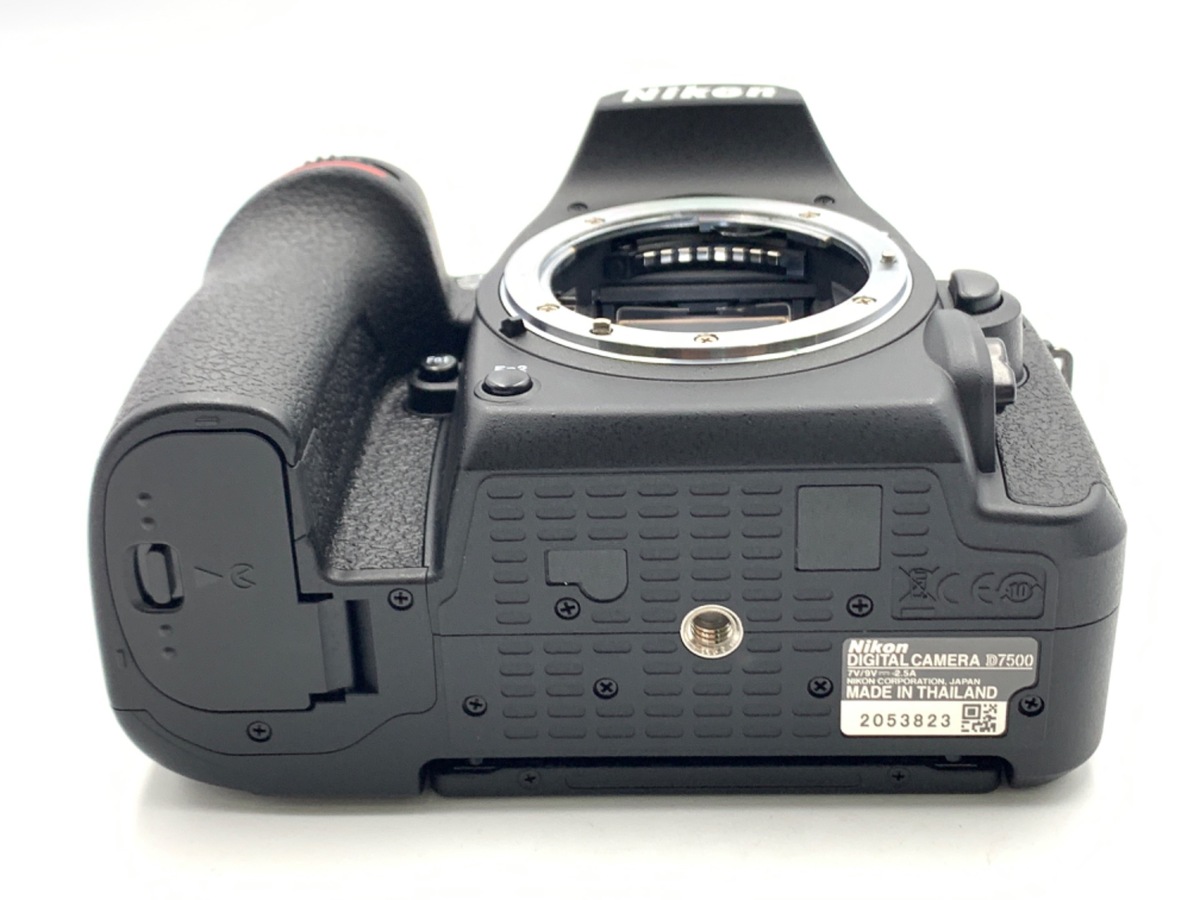 Nikon D7500 ボディ 中古 オマケ付き ニコン D7500 ボディ | デジタル一眼レフ