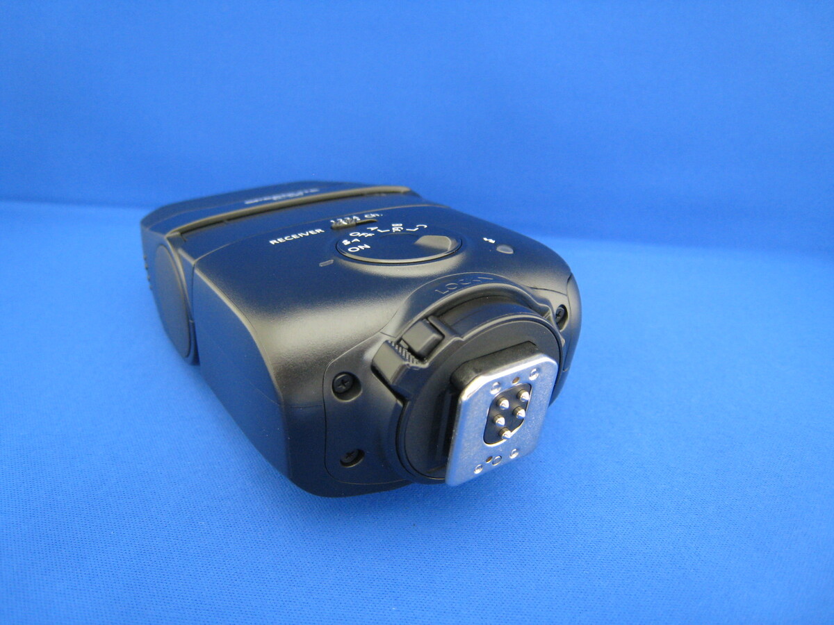 EL-100 スピードライト