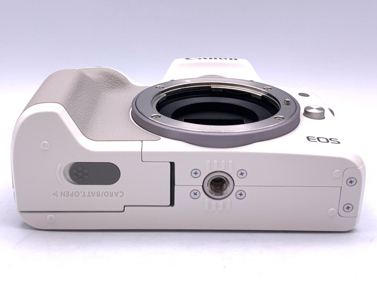 EOS Kiss M2 ボディ ホワイト【2410万画素】