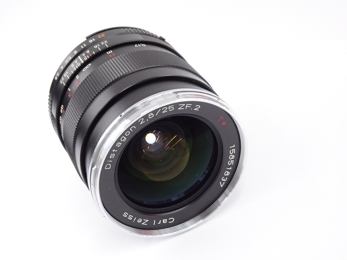 ި T* 25/2.8 ZF.2