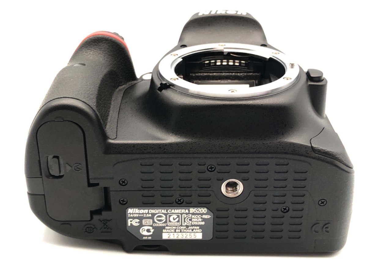 D5200 ボディ ブラック【2410万画素】