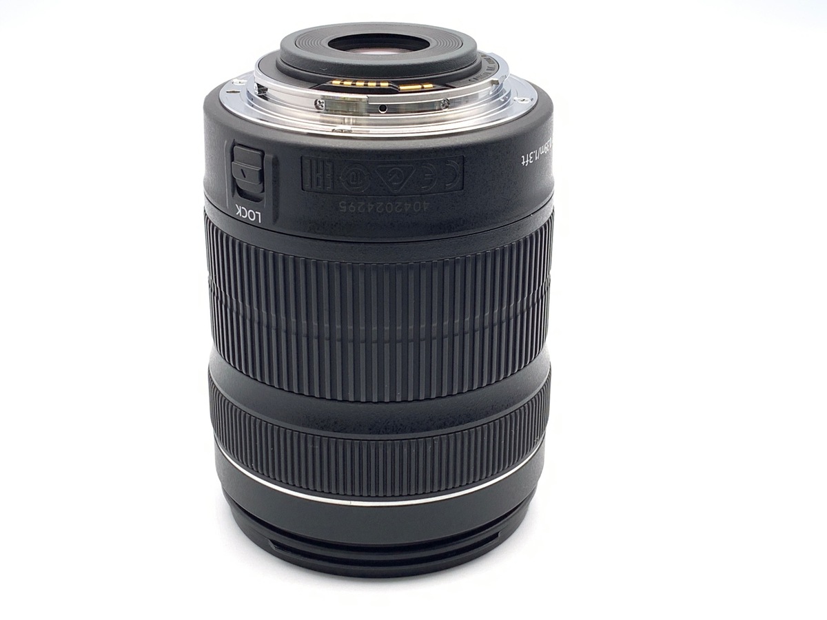 �L���m�� EF-S18-135mm F3.5-5.6 IS STM