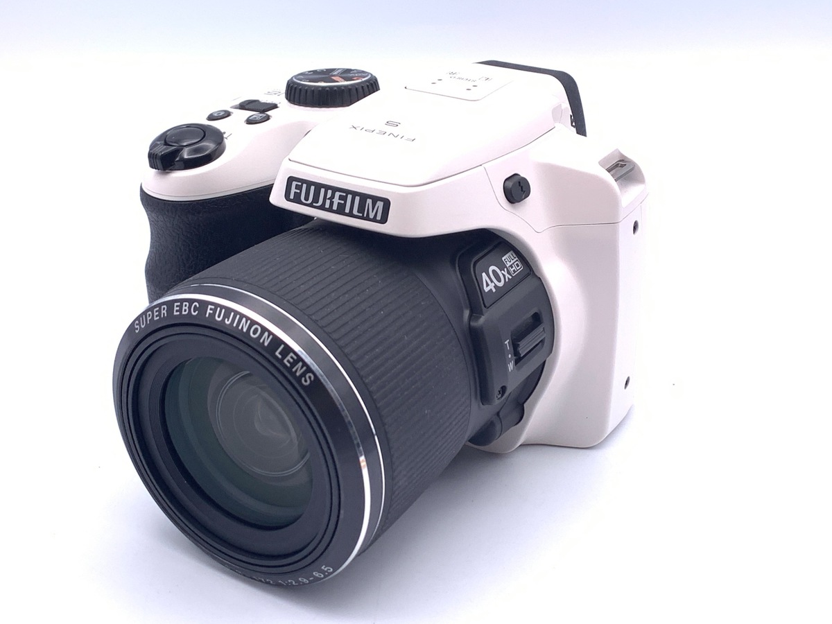 FinePix S8200 ホワイト【1620万画素】