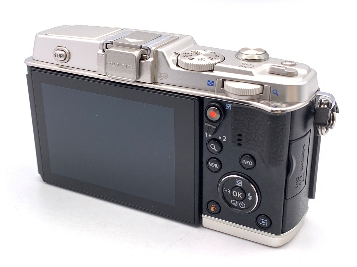 �I�����p�X E-P5 �{�f�B �V���o�[