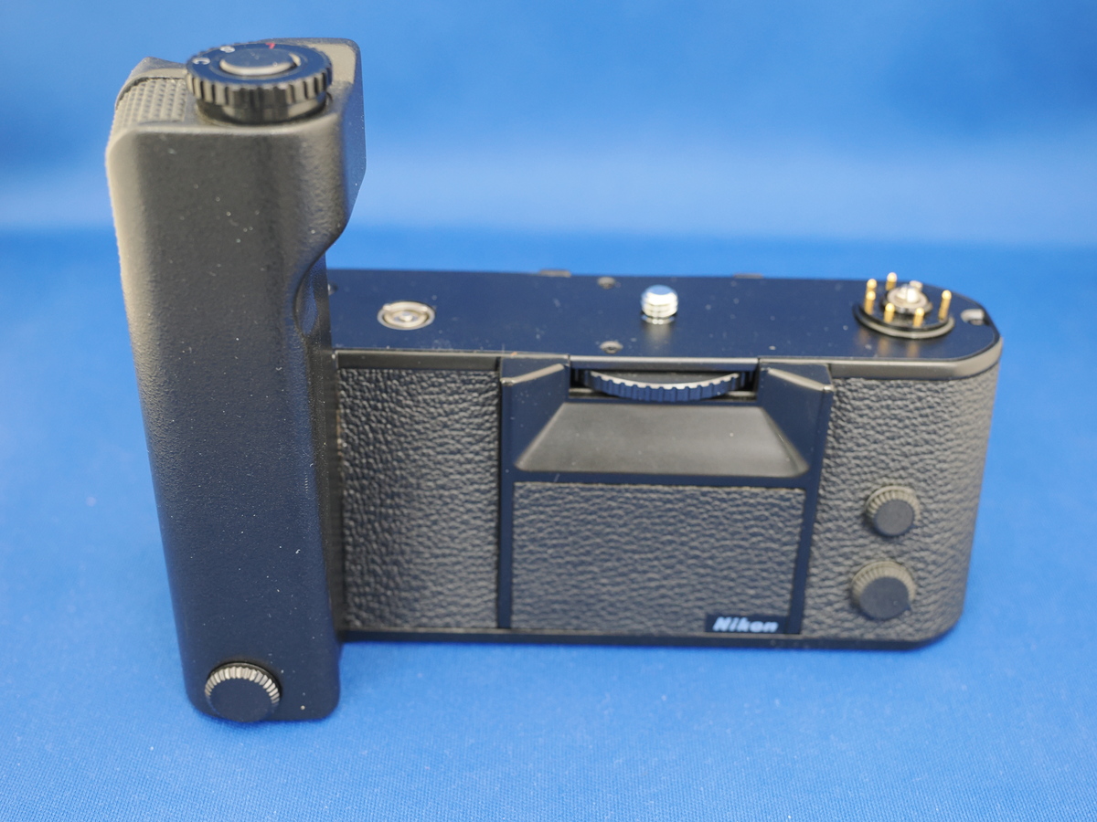 最後の価格　ニコン　F3専用モータードライブ　MD-4    着払い 中古：A(美品)】ニコン MD-4 (F3 モータードライブ) | 2448800053983