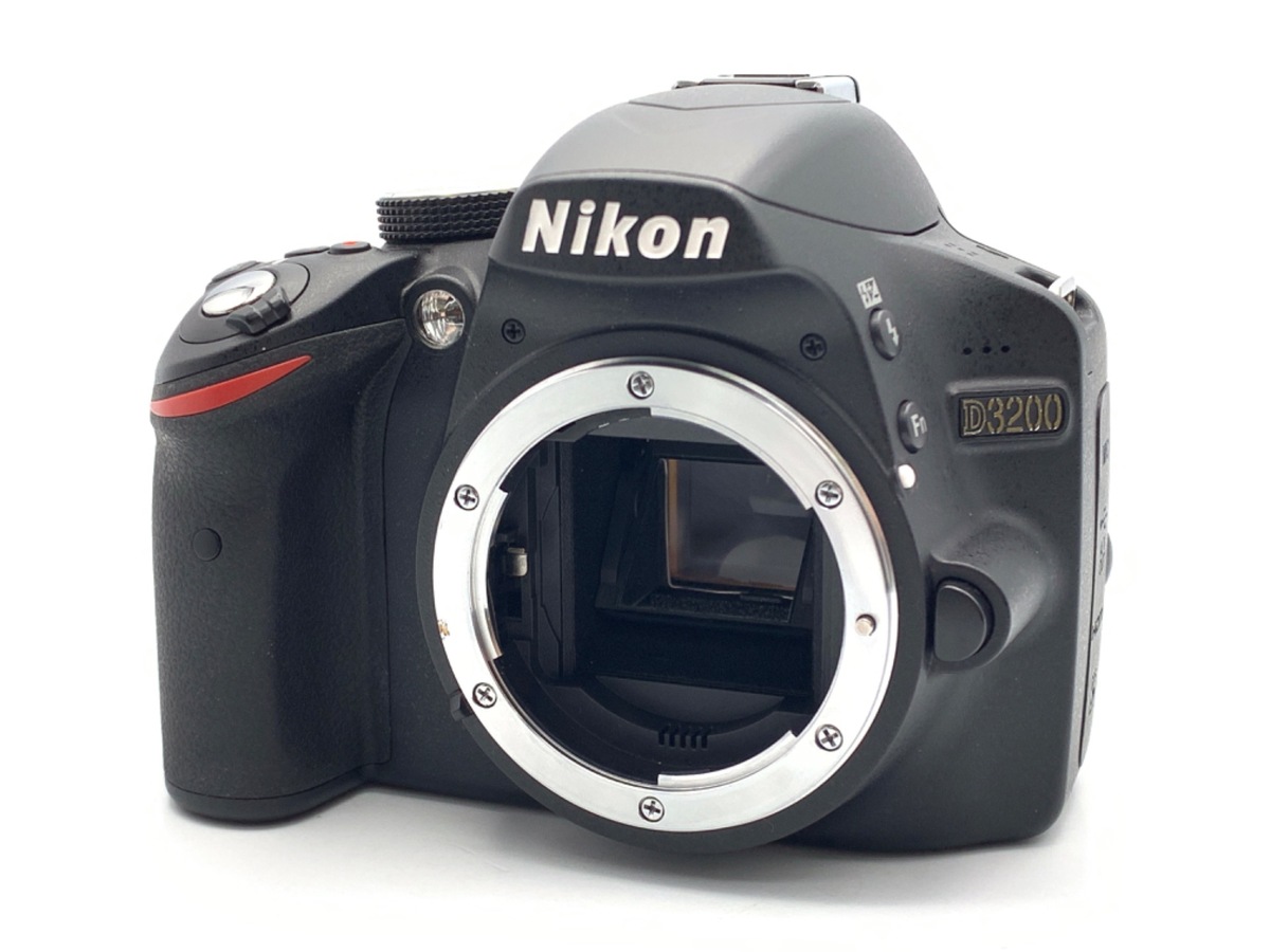D3200 ボディ ブラック【2420万画素】