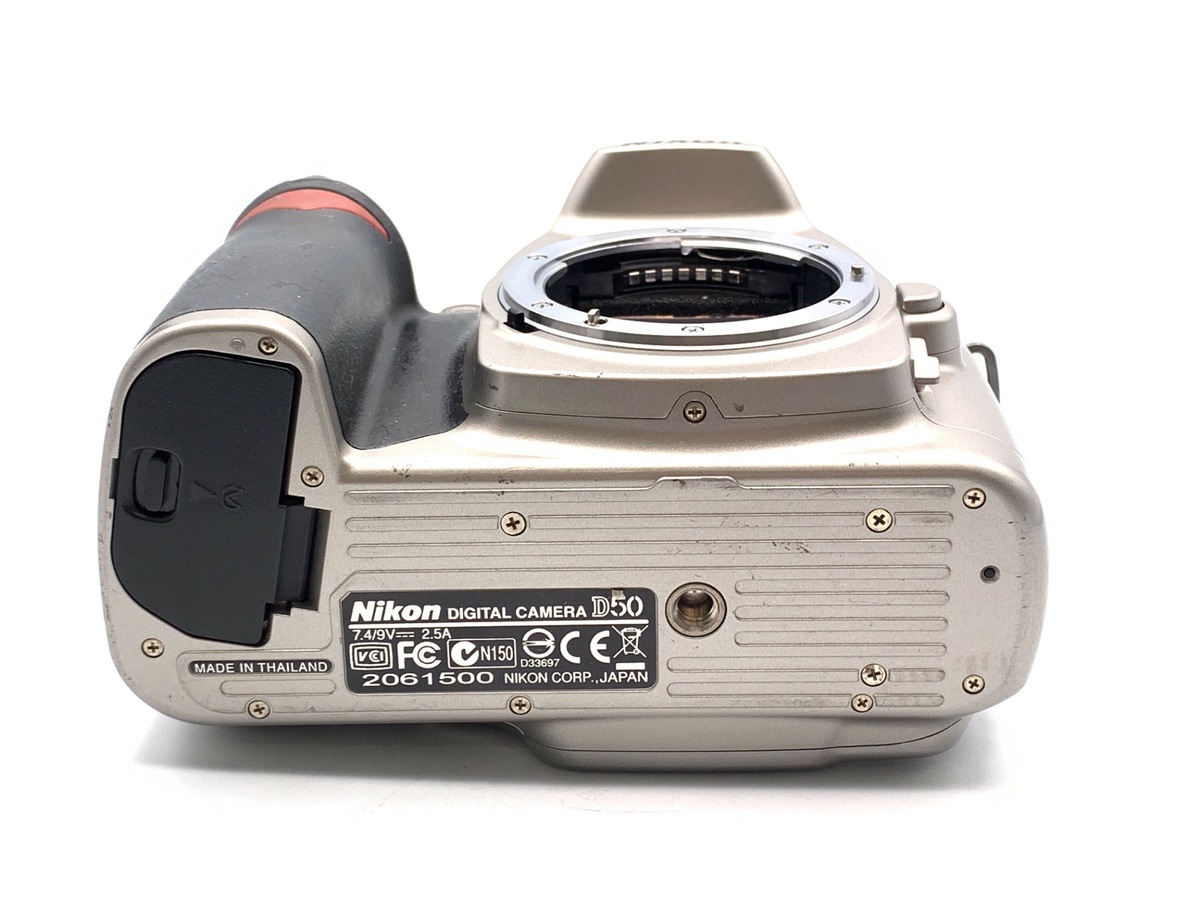 中古 Nikon D500ボディ➕ラバープロテクター 中古：B(並品)】ニコン（Nikon）D50 ボディ シルバー【610万画素