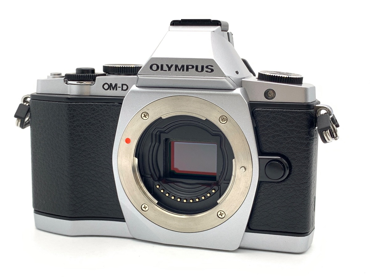 �I�����p�X OM-D E-M5 �{�f�B �V���o�[