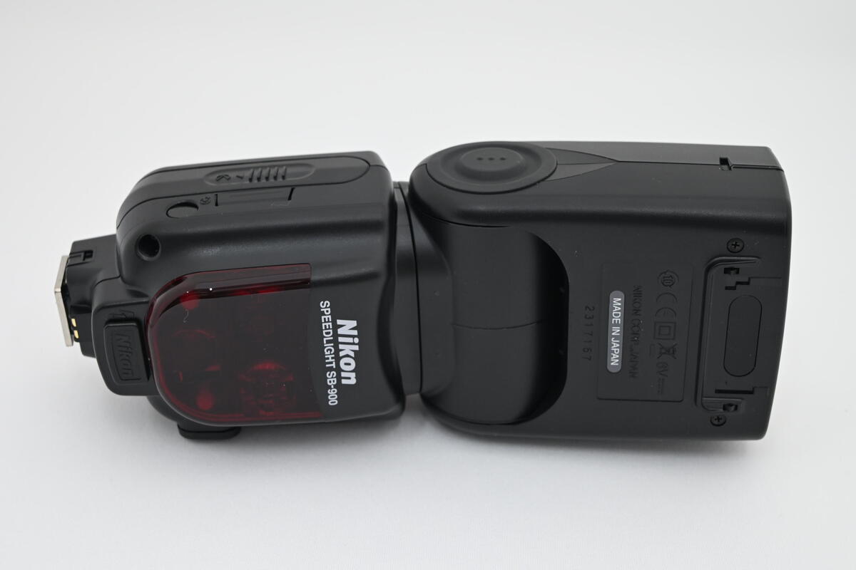 SB-900 スピードライト