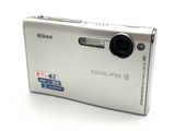Nikon COOLPIX S8 シルバー 中古】 【良品】 ニコン（Nikon）COOLPIX S8 グロスシルバー