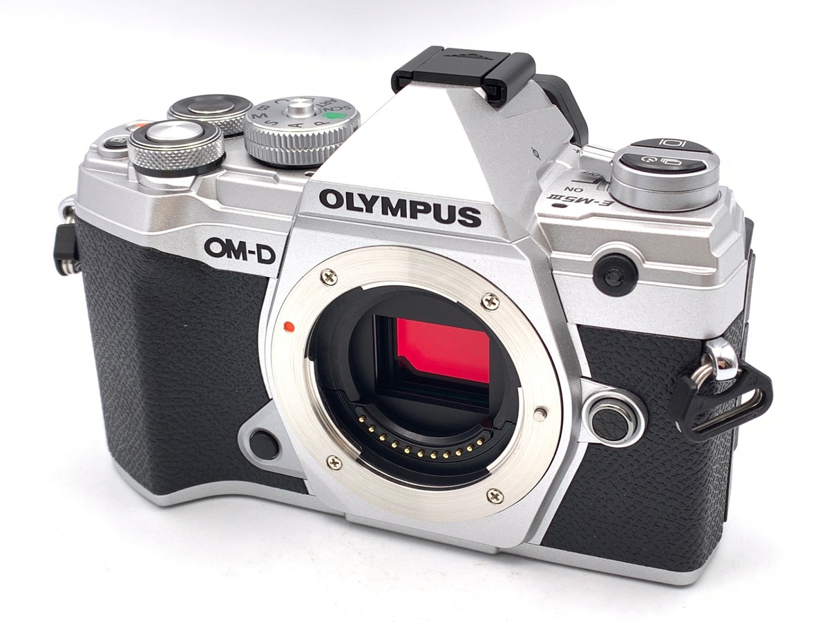 �I�����p�X OM-D E-M5 MarkIII �{�f�B �V���o�[